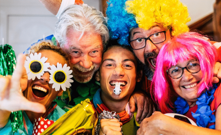 Learn Spanish expressions: CADA LOCO CON SU TEMA - Learn Spanish - Practice Spanish - Speak Spanish - Study Spanish - Easy Español