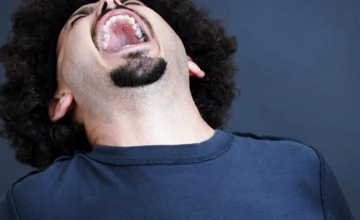 Palabra del día: Alharaca - Easy Español