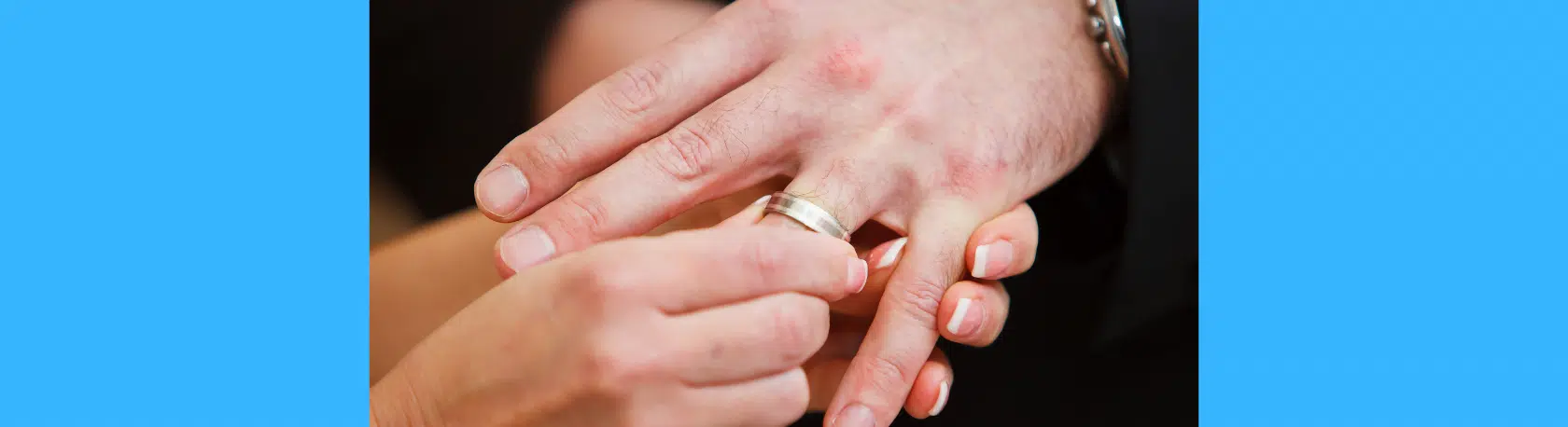 Saying of the day: Como anillo al dedo - Easy Español