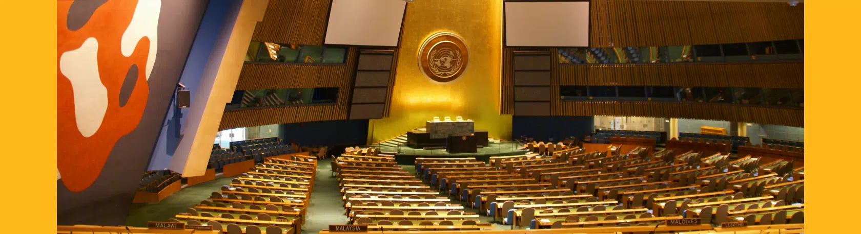 ¿Sabías que la pintura antibélica 'Guernica'que se encuentra en la ONU fue cubierta durante una conferencia de prensa de Colin Powell en 2003? - Easy Español