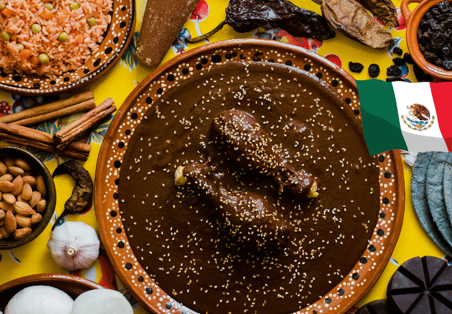 ¿Sabías que la receta original del mole tiene chocolate y casi 100 ingredientes más? - Easy Español