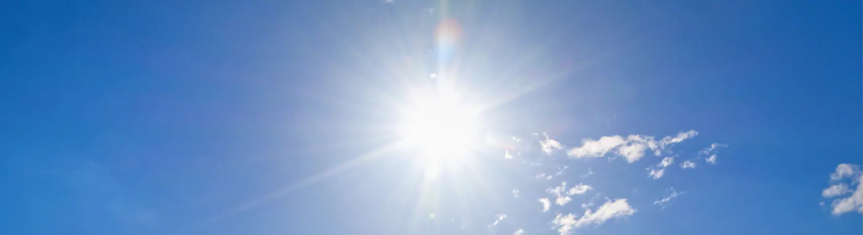 Saying of the day: No hay sábado sin sol, ni niña sin amor ni vieja sin dolor - Easy Español