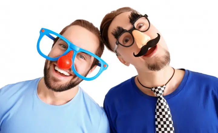 La palabra del día: Cachondear - Easy Español