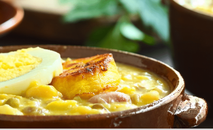 Easy Podcast: La fanesca, un delicioso plato ecuatoriano - Easy Español