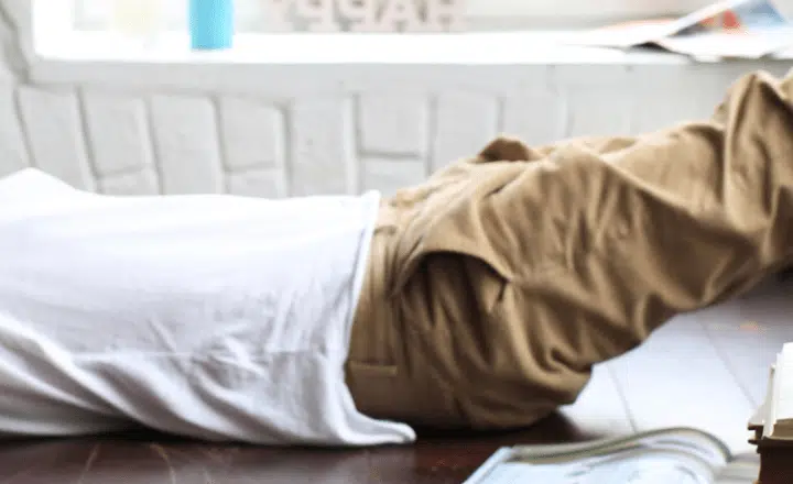 Learn new Spanish idioms: Estar en el tibirí, tabará - Easy Español - Speak Spanish now!