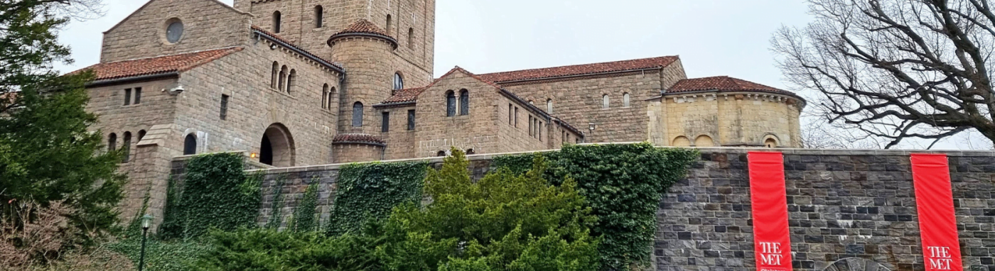 Live the Spanish language: Guided Tour at The MET cloisters - Speak Spanish - Learn Spanish - Easy Español