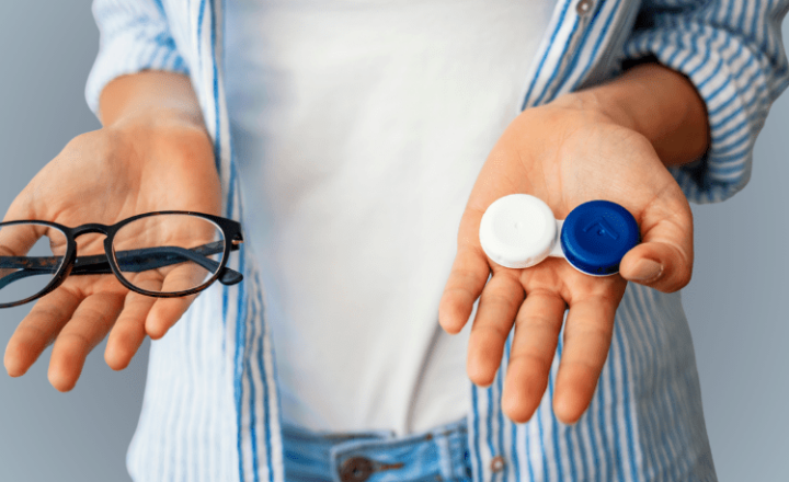 Review the uses of the ADJETIVOS y PRONOMBRES DEMOSTRATIVOS to improve your everyday Spanish conversations! - Learn Spanish - Speak Spanish - Spanish Grammar - Study Spanish - Easy Español