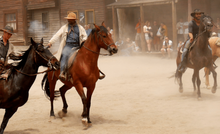 Improve your Spanish listening skills while learning about the SPAGHETTI WESTERNS filmed in MADRID - Spanish Podcast - Spanish on the Go - Learn Spanish - Speak Spanish - Easy Español
