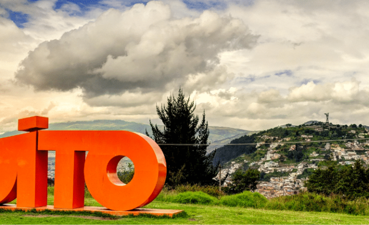 Find out why Quito is known as la LUZ DE AMÉRICA with this interesting Spanish podcast