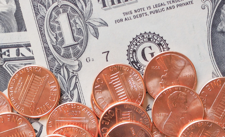 Hear about the Spanish origins of the American dollar with this revealing Spanish Podcast - Spanish on the Go - Spanish audio - Learn Spanish - Practice Spanish - Easy Español