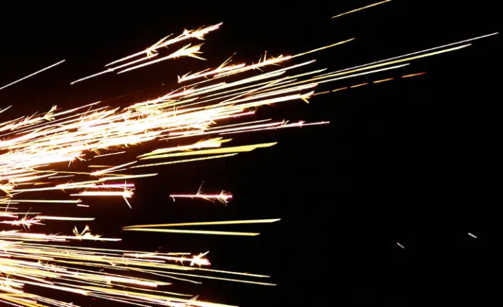 Spanish Word of the Day: Chisporrotear - Spanish verbs - Spanish verbo - Palabra del Día - Speak Spanish - Learn Spanish - Study Spanish - Practice Spanish - Easy Español