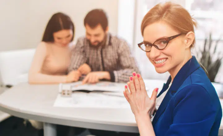 Spanish verb: Engatusar - Spanish Word of the Day - Palabra del Día - Learn Spanish - Speak Spanish - Practice Spanish - Study Spanish - Easy Español