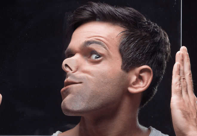 Spanish Word of the Day: Adefesio - Palabra del Día - Learn Spanish - Practice Spanish - Study Spanish - Easy Español