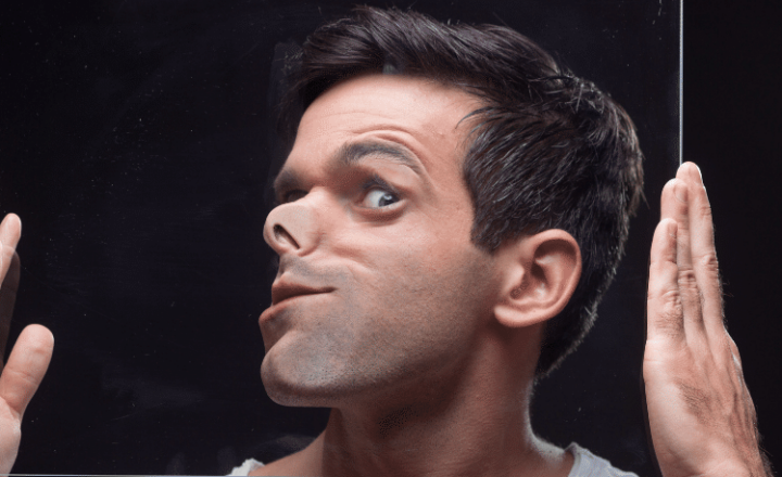 Spanish Word of the Day: Adefesio - Palabra del Día - Learn Spanish - Practice Spanish - Study Spanish - Easy Español