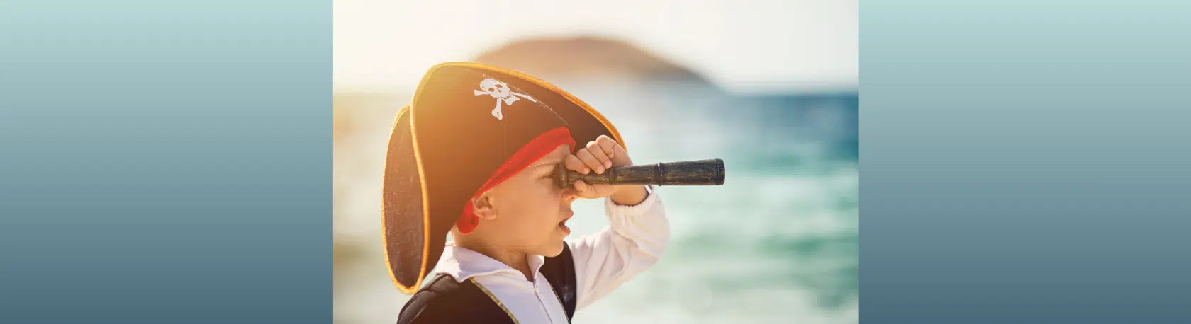 Learn the Spanish noun 'catalejo' - Spanish word of the day - Palabra del Día - Learn Spanish - Speak Spanish - Practice Spanish - Easy Español